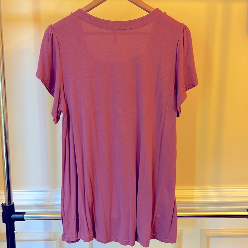 Taohuadao, women’s XL, Pink, petal sleeve, shirt. - Picture 2 of 5